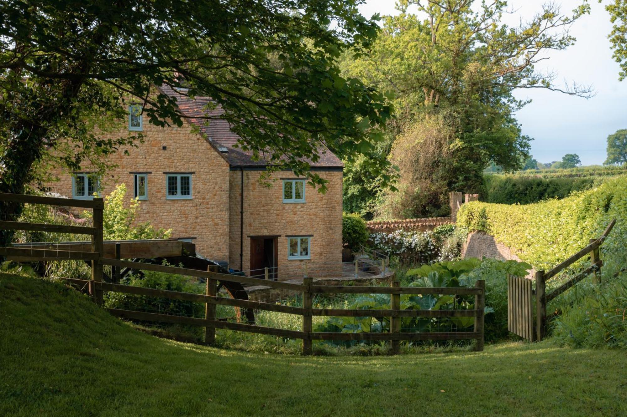 Maison d'hôtes Hewletts Mill à Castle Cary Extérieur photo